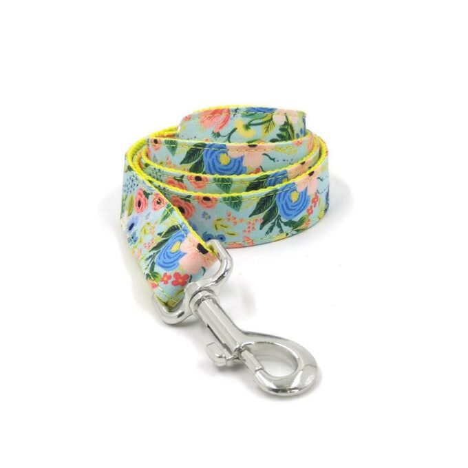 Premium Garden Collection Dog Leash And Collar Set - Image 3