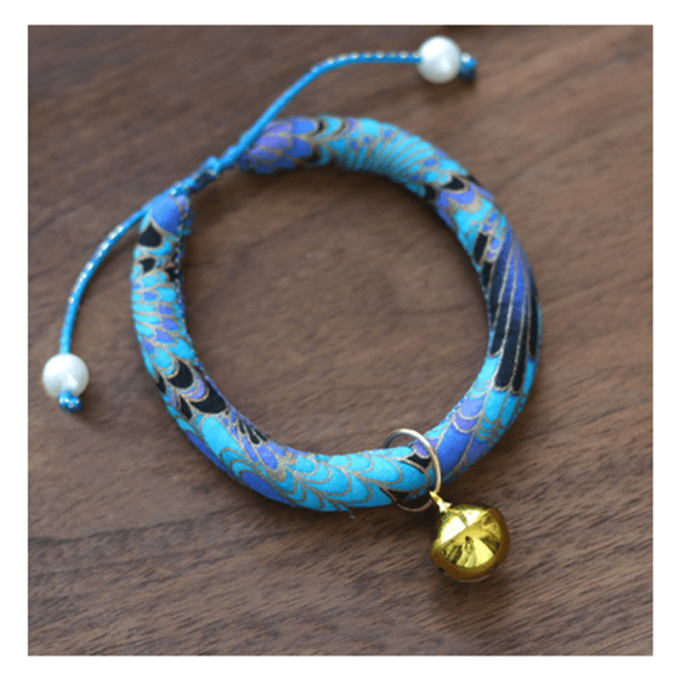 Pearlescent Pet Charm Collar - Image 2