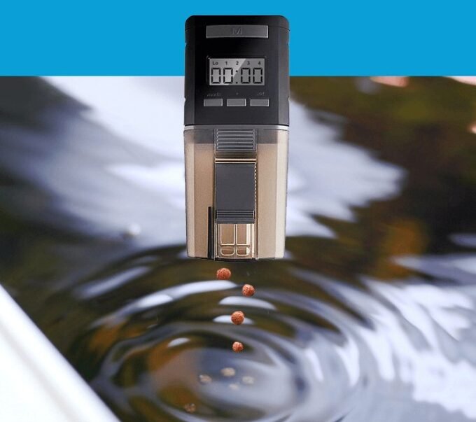 Aquatic Delight: Smart Automatic Fish Feeder - Image 5